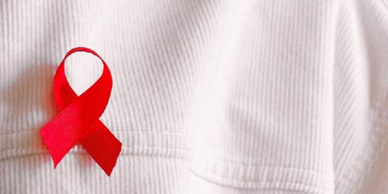 Lazo rojo simbolizando la lucha contra el VIH