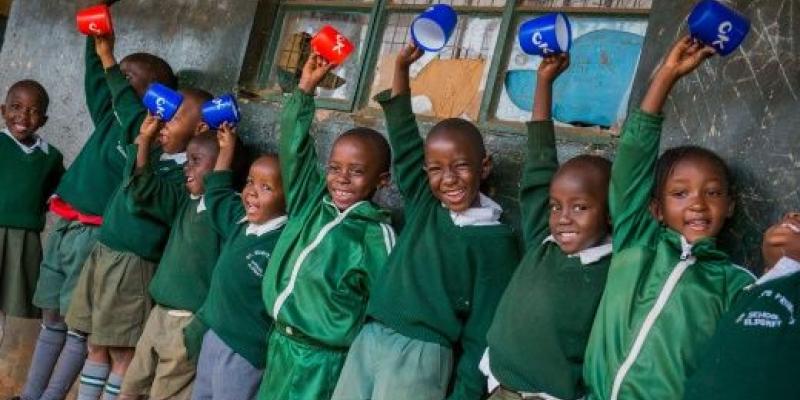 Escolares de Kenya que se alimentan con Mary's Meals | Foto de Mary's Meals