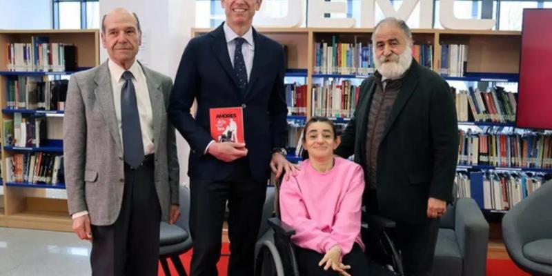 De izq. A dcha.: Ramón Carnero, Jesús Zarzuela, Tere Guerra y Javier Pérez Andrés