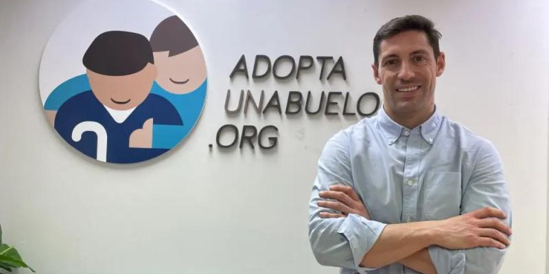 Alberto se inspiró en la relación con sus abuelos para este proyecto