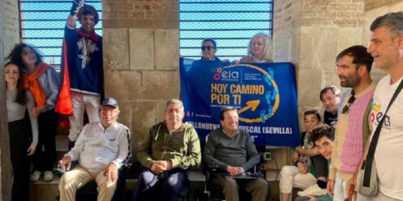 El ELA se sube a la Giralda de Sevilla