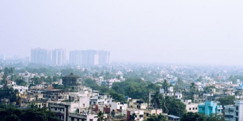 Vista de Calcuta, India, con aire contaminado