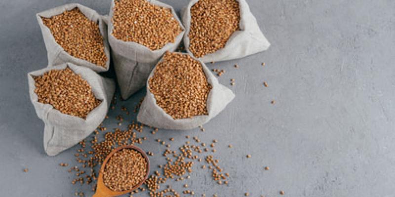 La importación de alimentos crece y los precios se mantienen