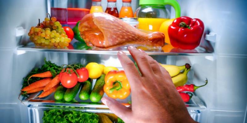 Alimentos en la nevera