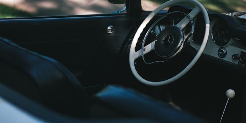 Volante de un coche eléctrico