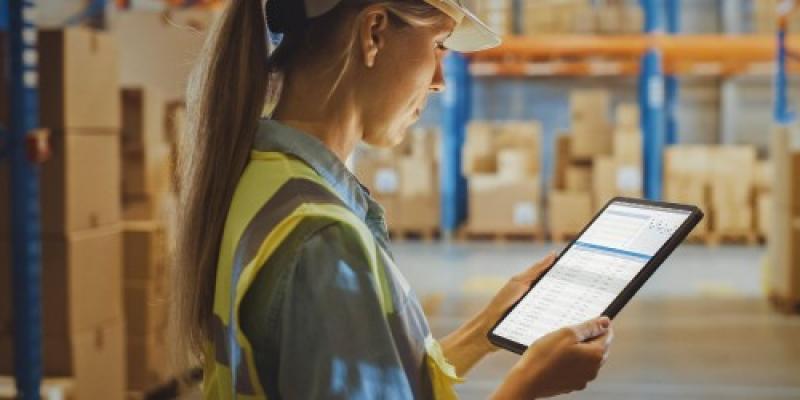 La logística verde reduce la huella de carbono en la cadena de suministro