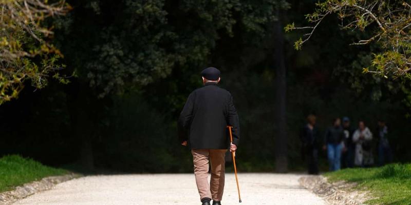 Regla 6-6-6 en personas mayores