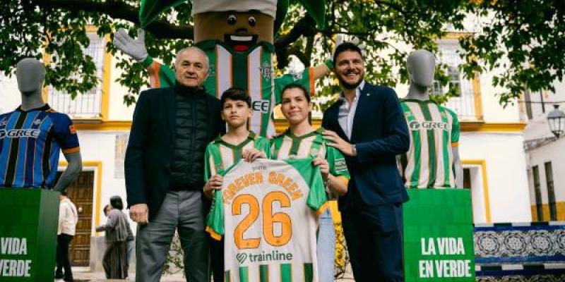El Betis se viste de naranja por los espacios verdes de Sevilla