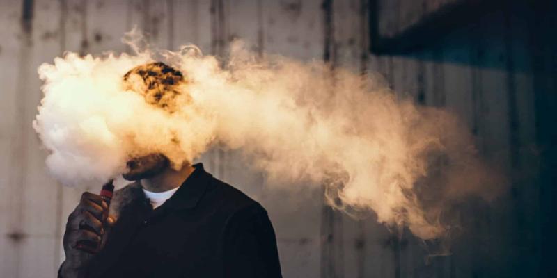 Aumento y efectos de los cigarrillos electrónicos