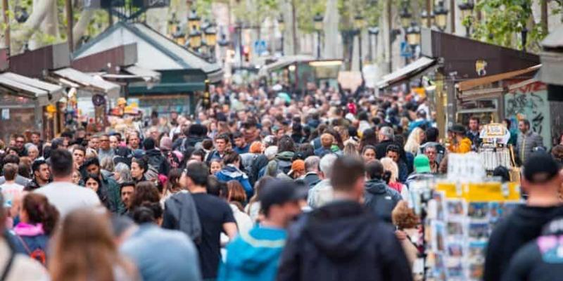 Economía española y relación con el turismo