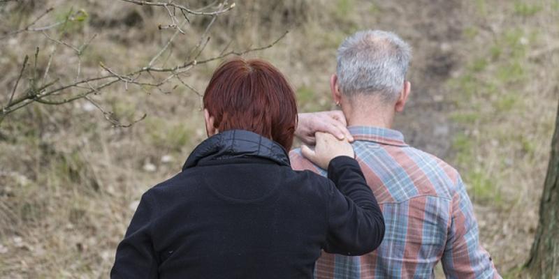 Dos personas emancipadas