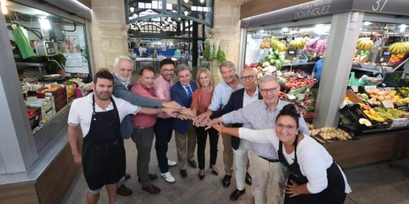 El equipo con la copa 