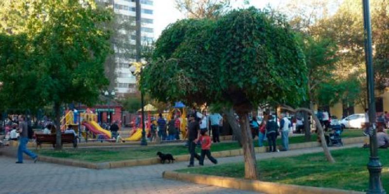 Ejemplo de zona verde cerca de viviendas