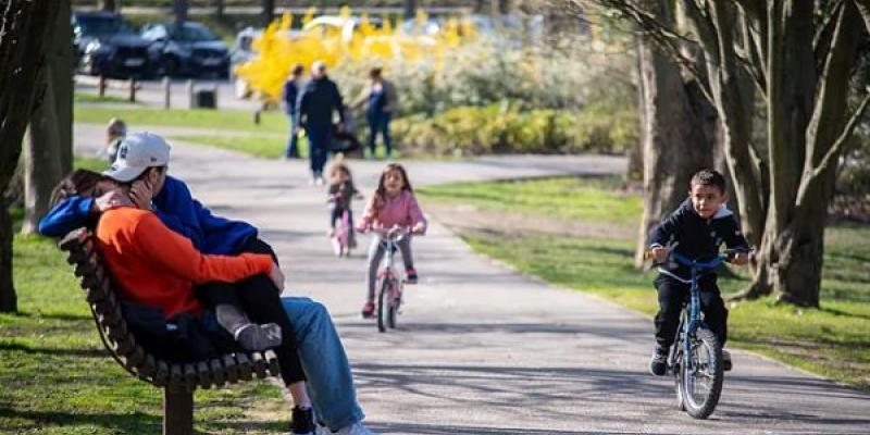 Cartas a los jóvenes sobre la fertilidad en Francia