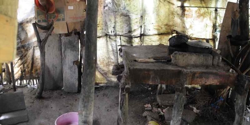 La cocina de una vivienda rural improvisada en el norte de Colombia, una región profundamente afectada por la pobreza.
