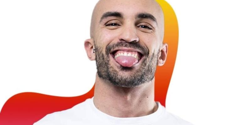 El exnadador David Rodríguez presenta su libro de autoayuda