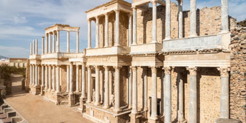 Mérida aumenta su economía gracia a los festivales