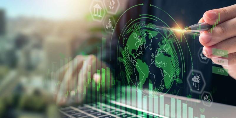 Infografía con una mano dibujando sostenibilidad empresarial