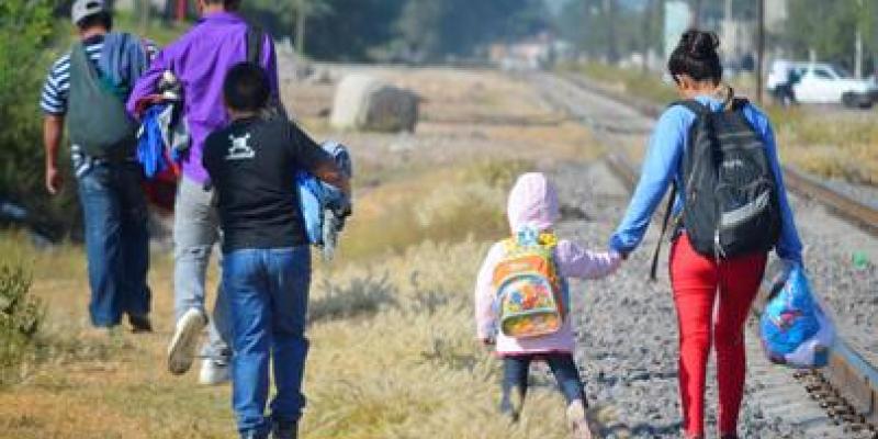 Factores que afectan a los migrantes menores