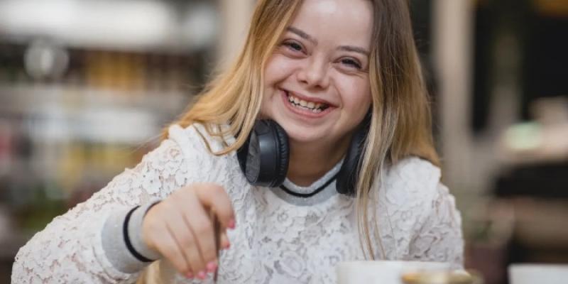 Una joven con síndrome de Down.