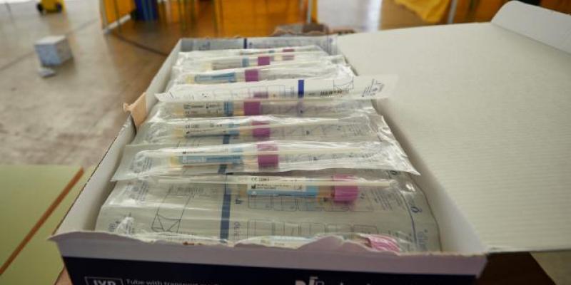 Material dispuesto para realizar PCR de diagnóstico de Covid-19.