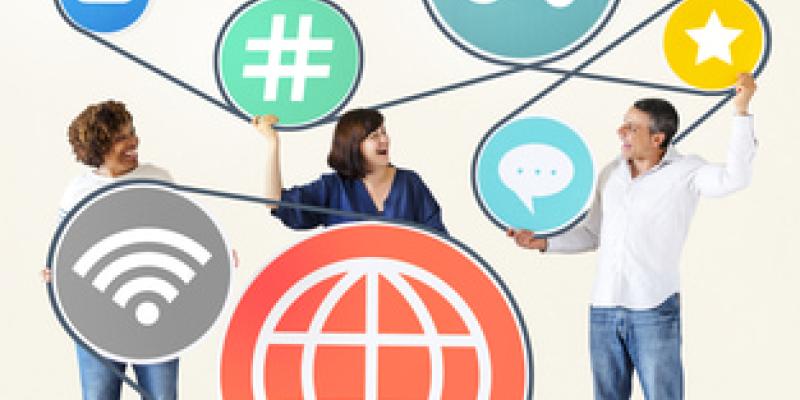 Los jóvenes se centran en las redes para la política