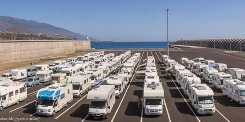 Vivir y veranear en caravanas, un problema para los hosteleros