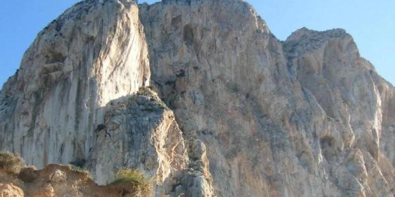 Limpiar el ecosistema marino del peñón de Calpe