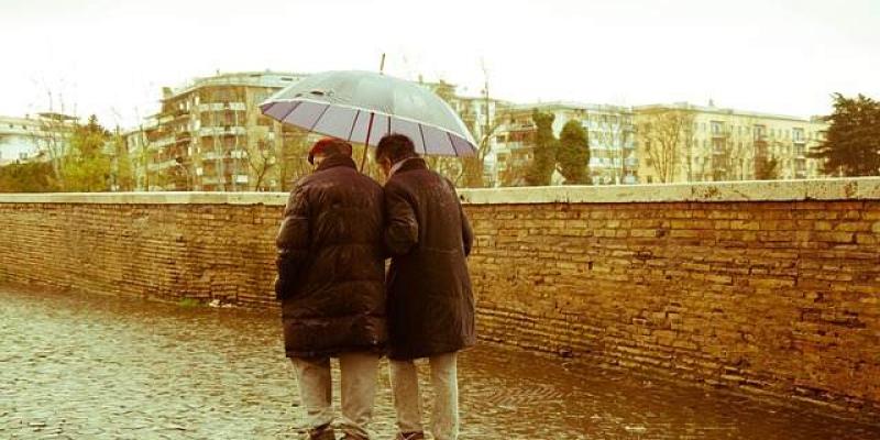 Dos personas mayores