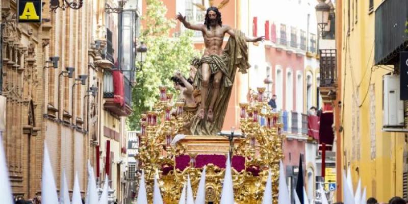 El ingeniero creó un vídeo con algunos de los tronos de la capital.