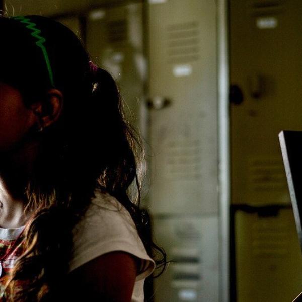 Joven tuvo que huir de la violencia en su país de origen