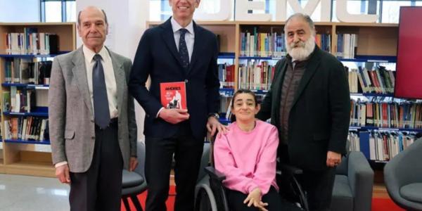 De izq. A dcha.: Ramón Carnero, Jesús Zarzuela, Tere Guerra y Javier Pérez Andrés