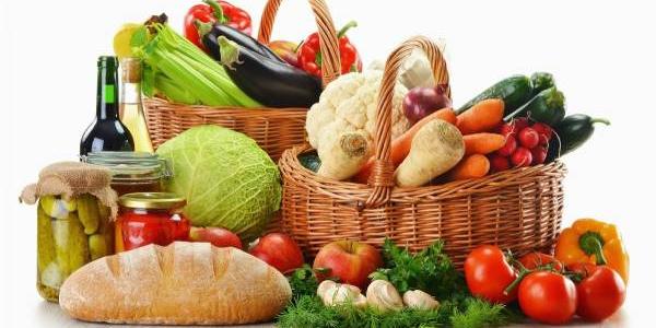 cesta de productos ecológicos y sostenibles 