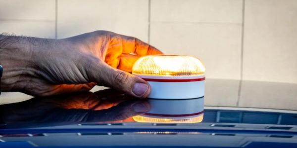 Baliza luminosa V-16