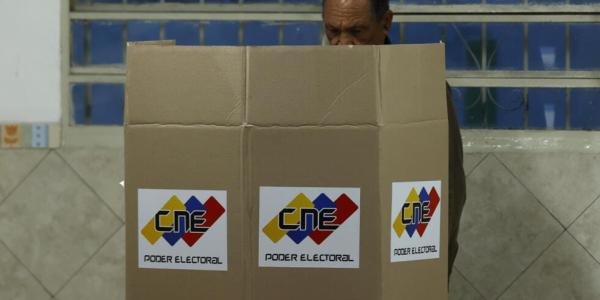 El Centro Carter ataca a las elecciones venezolanas
