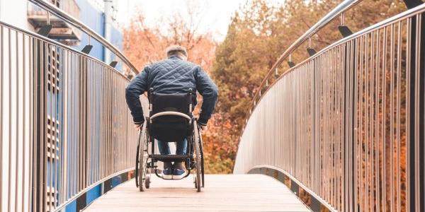 Persona con discapacidad | Foto de 123RF/xartproduction