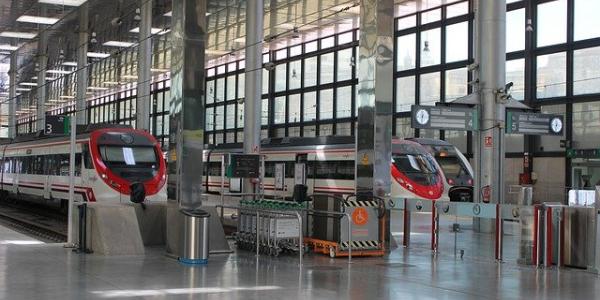 El tren contamina muchísimo menos que el coche