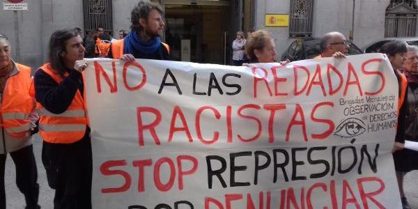 Los controles policiales racistas no deben existir