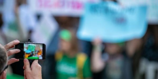 Lucha contra la desinformación a través de la educación