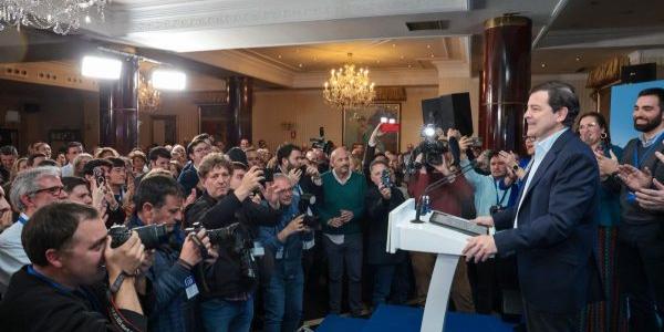 Alfonso Fernández Mañueco, en su comparecencia tras el recuento de votos de las elecciones autonómicas de CyL