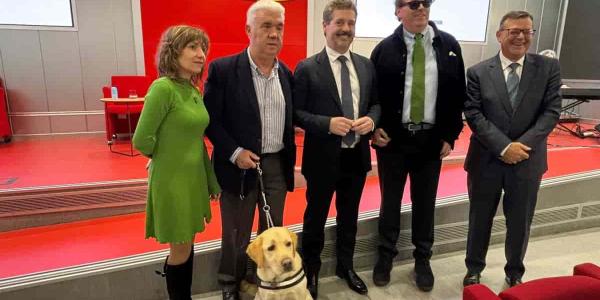 Asociación para los escritores con discapacidad