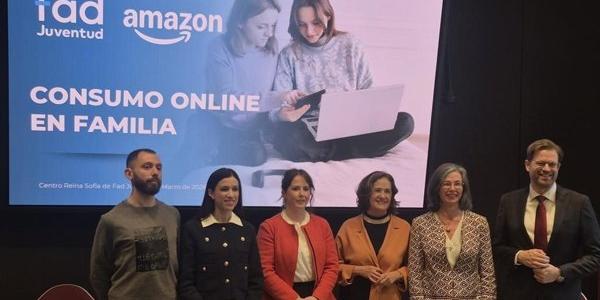 A debate y a estudio el consumo online de las familias