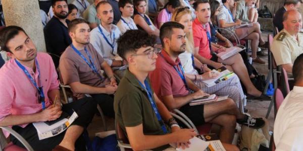 Personas con discapacidad con becas