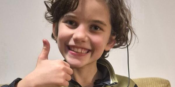 Retrato generado por IA de la niña Olivia Belmonte