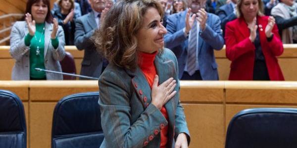 El aplauso por los nuevos impuestos a la Ministra