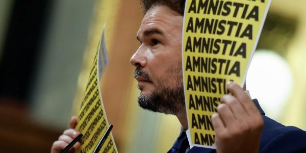 El diputado de ERC Gabriel Rufián participa en la primera sesión de su debate de investidura a la Presidencia del Gobierno