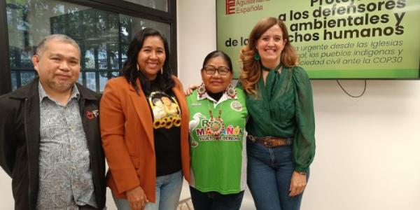 Participantes en el encuentro de FAE Social