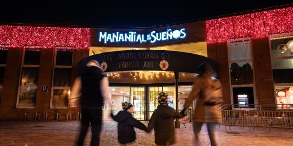 Entrada a El Manantial de los Sueños