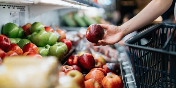 Las marcas blancas lideran la cesta de la compra