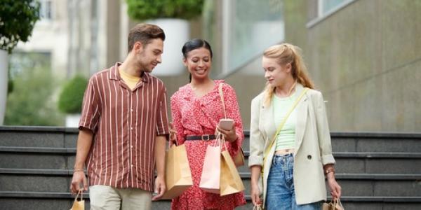 Los consumidores y su fijación en las marcas